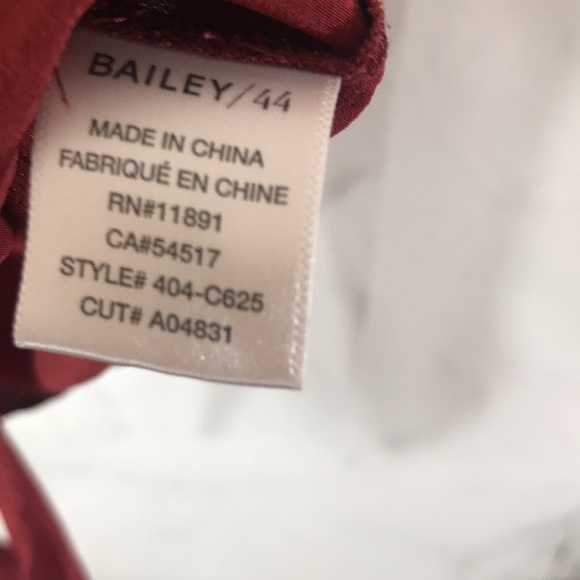 Bailey 44 front tie silk sleeveless top d12. - Picture 2 of 4